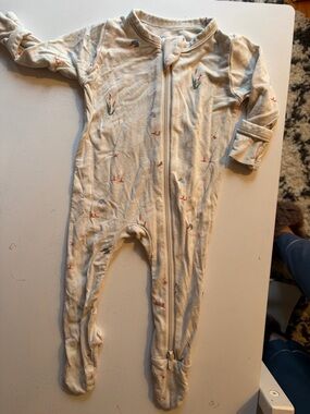 Kyte Baby newborn zip footie pajama in duck print